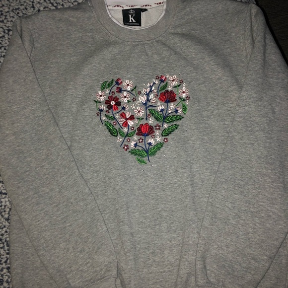 King universal embroidery, double collar Grandma sweatshirt - Picture 4 of 4